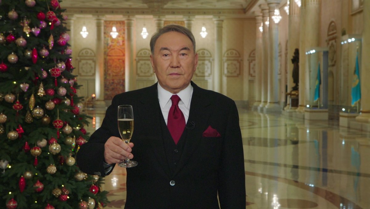 Новогоднее поздравление-обращение Нурсултана Назарбаева Президента Казахстана 2020 от 31.12.2019